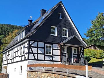 Ferienwohnung für 3 Personen, mit Garten in Schmallenberg