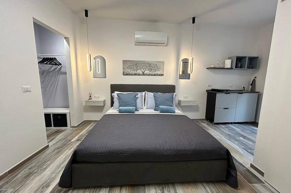 Welchome Vitorchiano double room with balcony in Vitorchiano, Provincie Viterbo