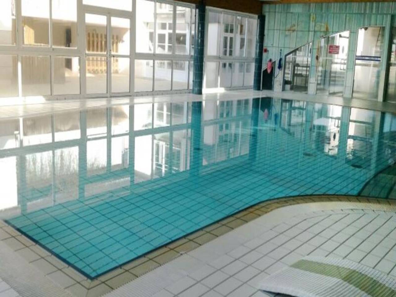 Entire apartment, “Large” 3-room apartment for 5 people in Larmor-Baden, Côte des Mégalithes