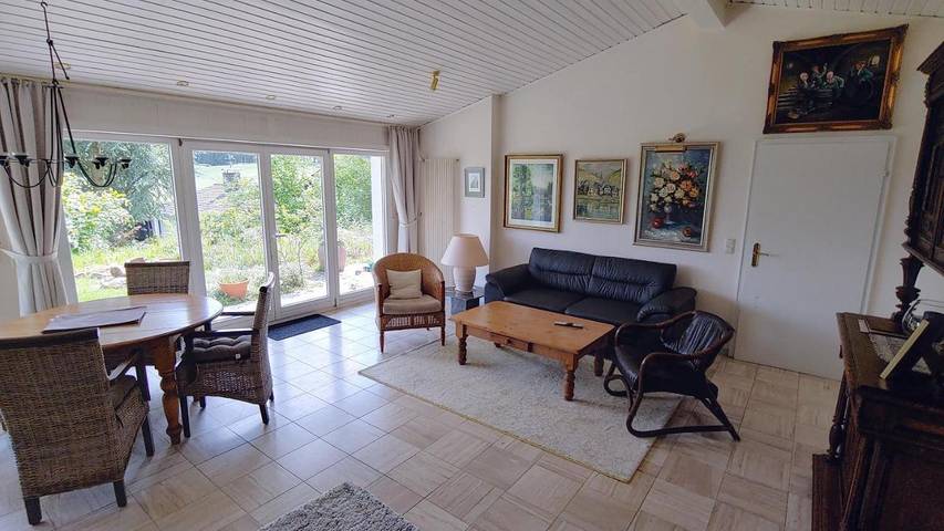 Ferienhaus für 4 Personen, mit Garten und Ausblick in Lissendorf