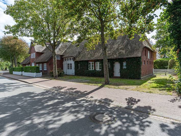 Ferienhaus für 9 Personen, mit Sauna und Terrasse sowie Garten, mit Haustier auf Föhr - 3