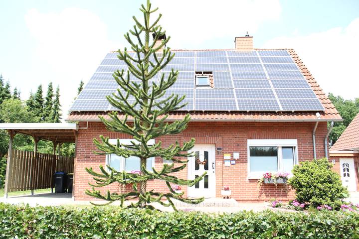 Ferienwohnung für 5 Personen, mit Garten