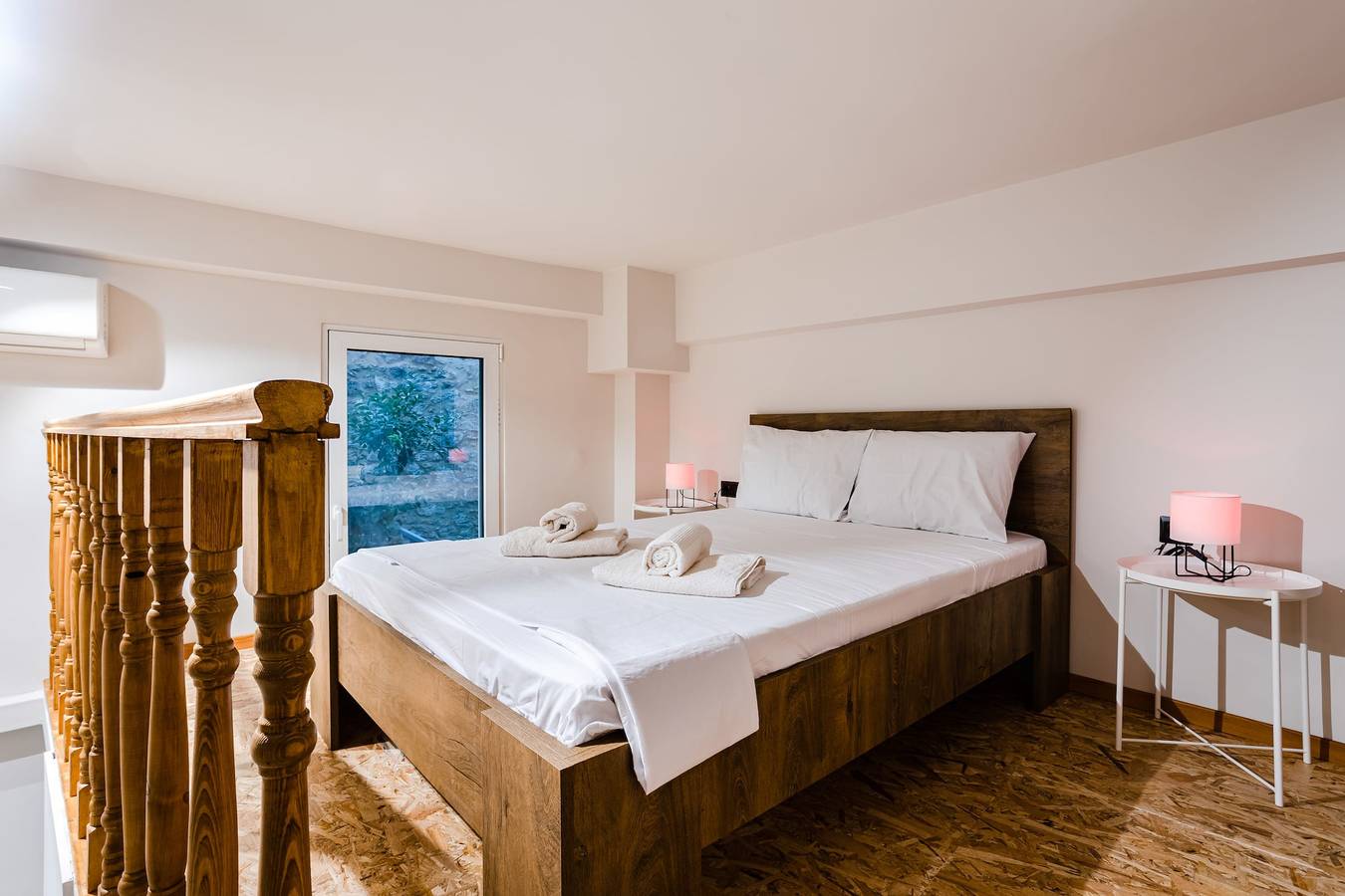 Ganze Wohnung, Ferienwohnung für 2 Personen mit Balkon/Terrasse in Kalamata, Messenien