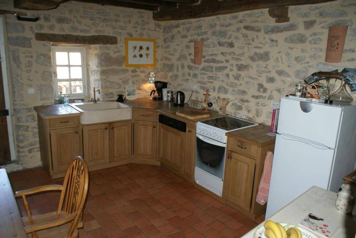 Le Cottage, sleeps 6 in lovely French village in Bligny-sur-Ouche, Région de Beaune