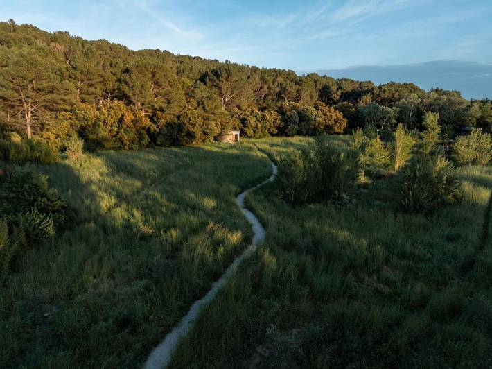 Chambre d’hôte pour 2 personnes, avec vue ainsi que jardin et piscine, animaux acceptés à Tarascon - 3