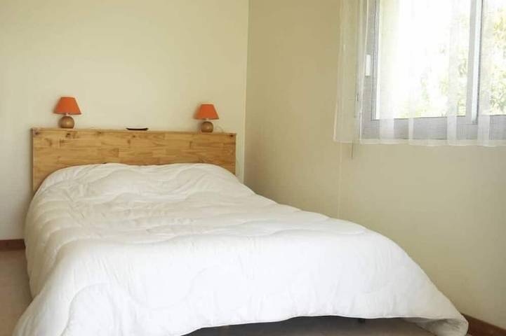 Gîte pour 2 personnes, avec jardin à Lannion - 2