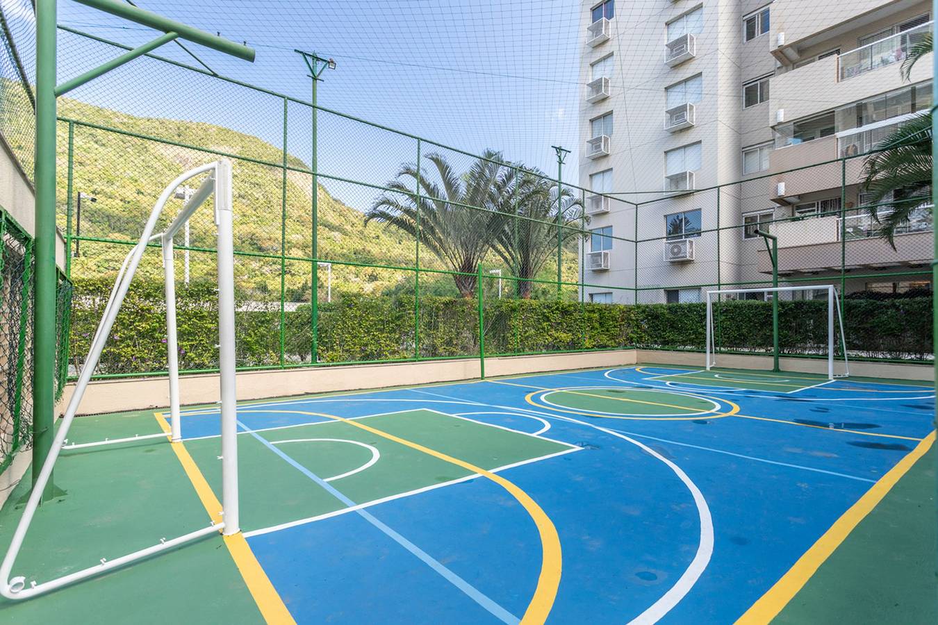 Entire apartment, Apto c/ Piscina e Quadras no Recreio in Recreio dos Bandeirantes, Rio de Janeiro