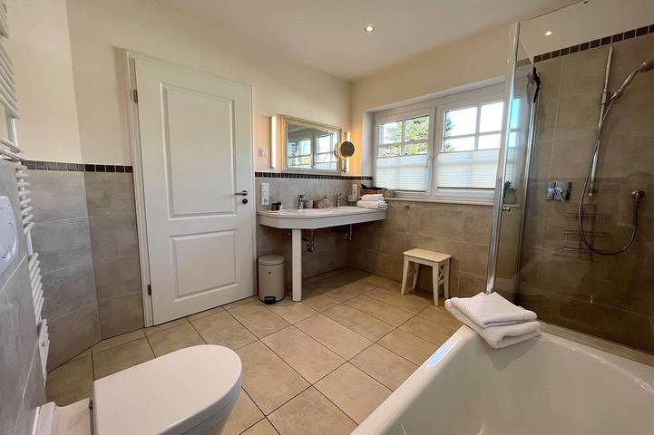 Ganze Wohnung, Neu! Friesenhaus \"Inselherz\" Eg-Wohnung in Tinnum, Sylt (Gemeinde)