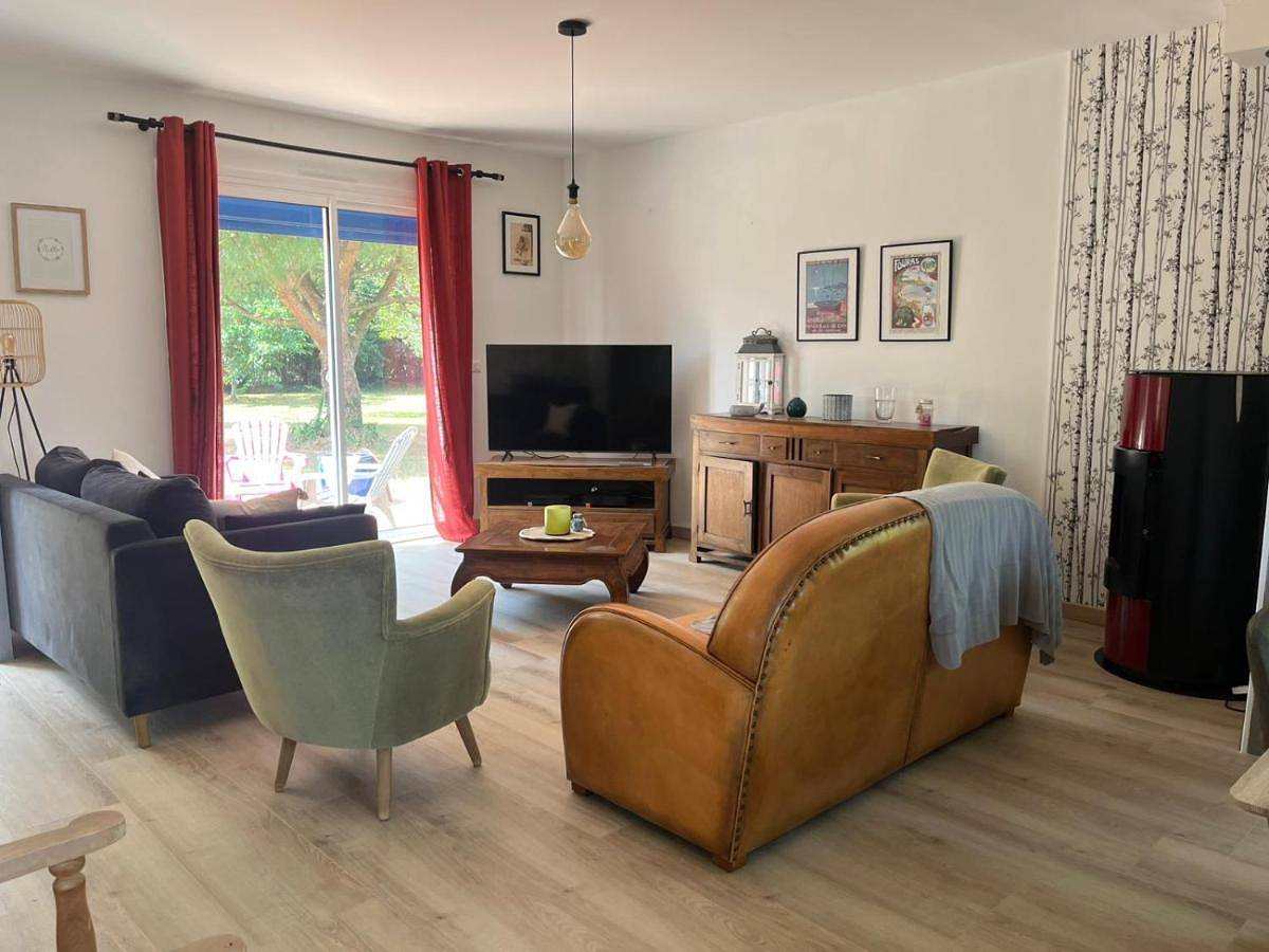 Maison Cosy Retour de plage in Saint-Laurent-de-la-Prée, Région de Rochefort