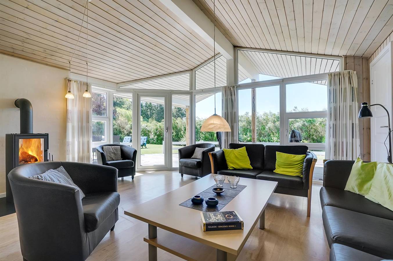 Amazing home in Middelfart w/ 4 Bedrooms, Sauna and Wifi in Vejlby Fed, Kleiner Belt