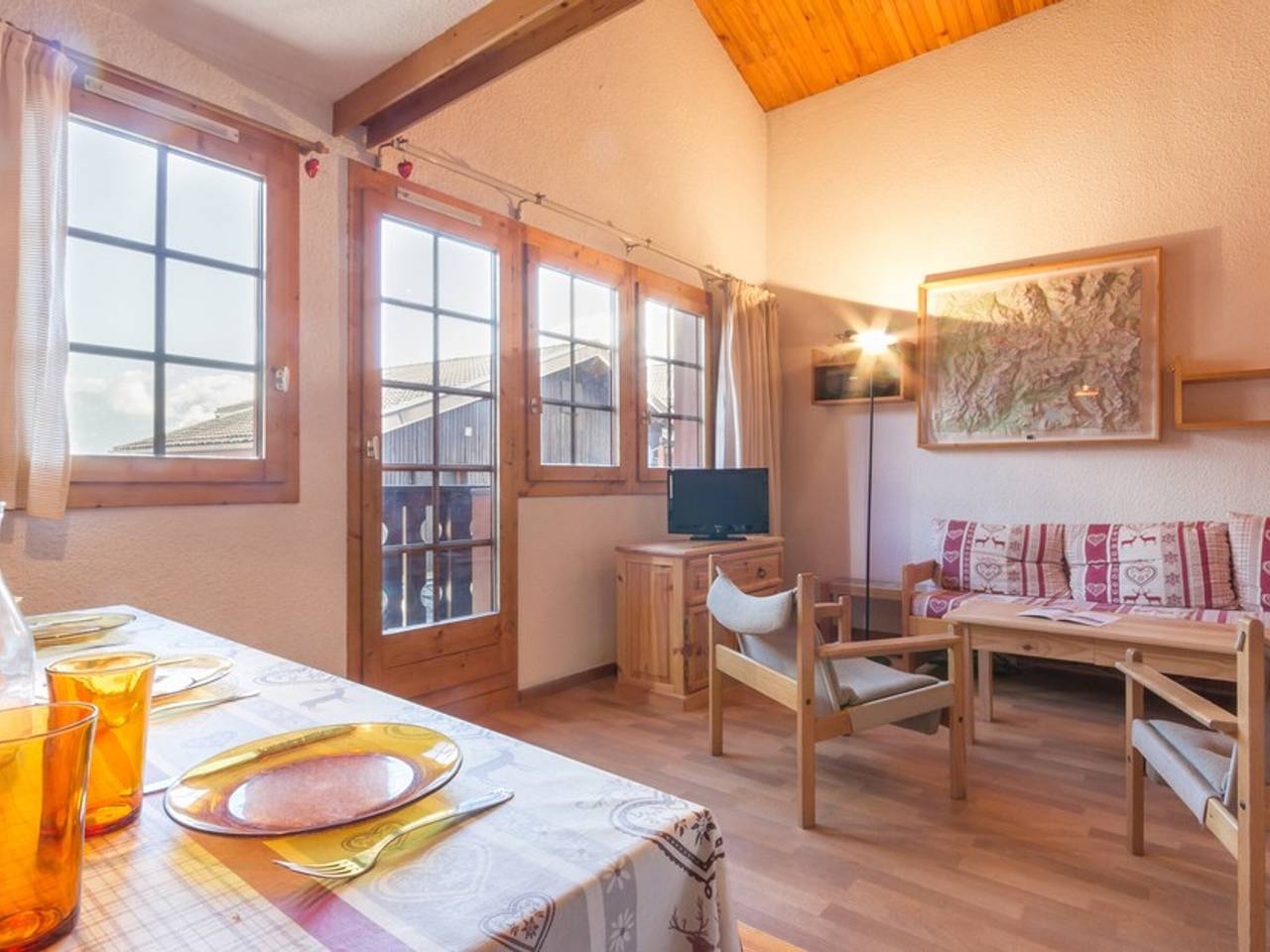 Appartement entier, Duplex spacieux au coeur de station, proche télécabine, balcon, casier à skis in La Plagne, Bellentre