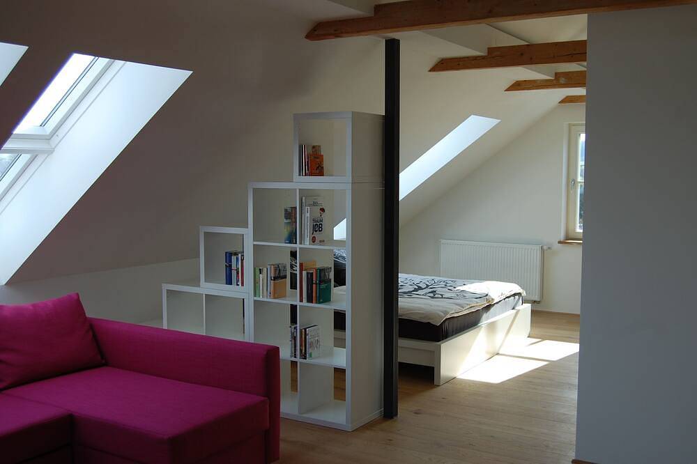 Ganze Wohnung, Jetzt mit Klimaanlage - Ihr Urlaub in der Region Ammersee -moderne Ferienwohnung in Finning, Ammersee
