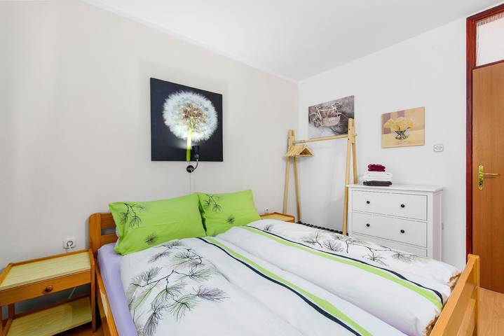 Ferienhaus für 4 Personen, mit Terrasse und Garten in Porec und Umgebung - 4