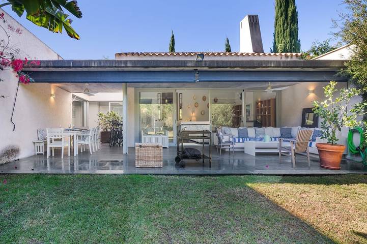 Villa für 12 Personen, mit Pool und Garten - 1