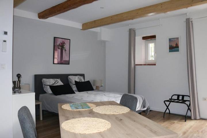 Chambre d’hôte pour 3 personnes dans Molandier