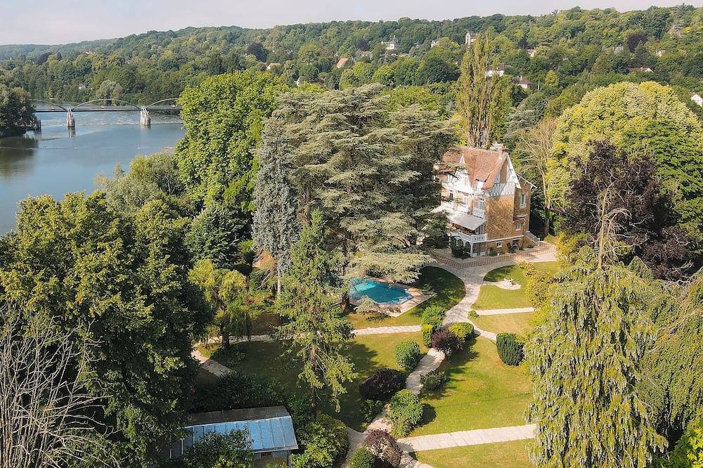Manoir des 3 cèdres - 35 minutes paris - Swimming pool - Spa - Tennis - 23 people in Parmain, Parque natural regional del Vexin Francés