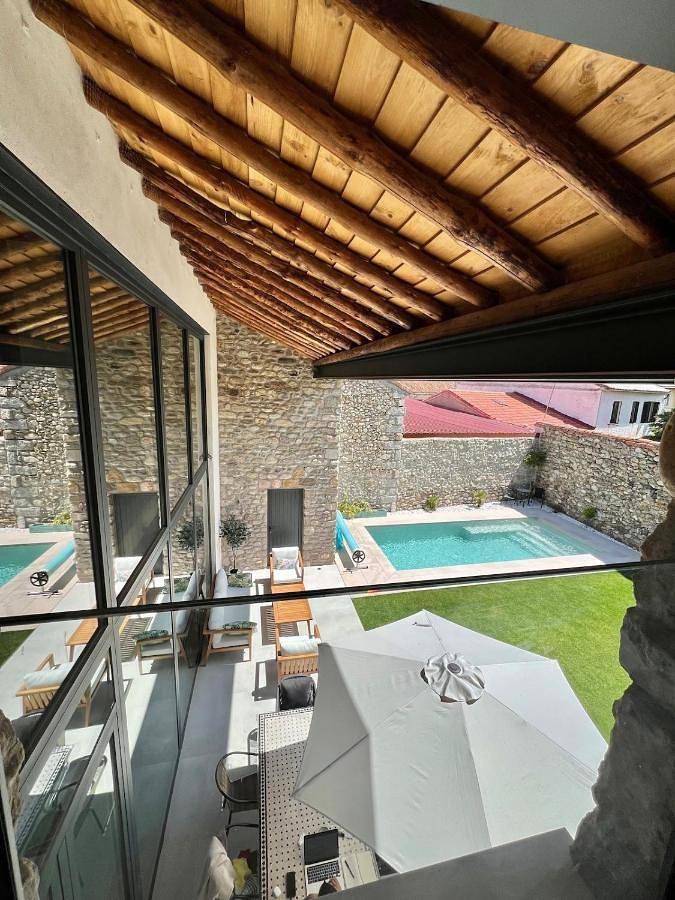 Chalet para 10 personas, con piscina además de jacuzzi y balcón en Sierra Norte