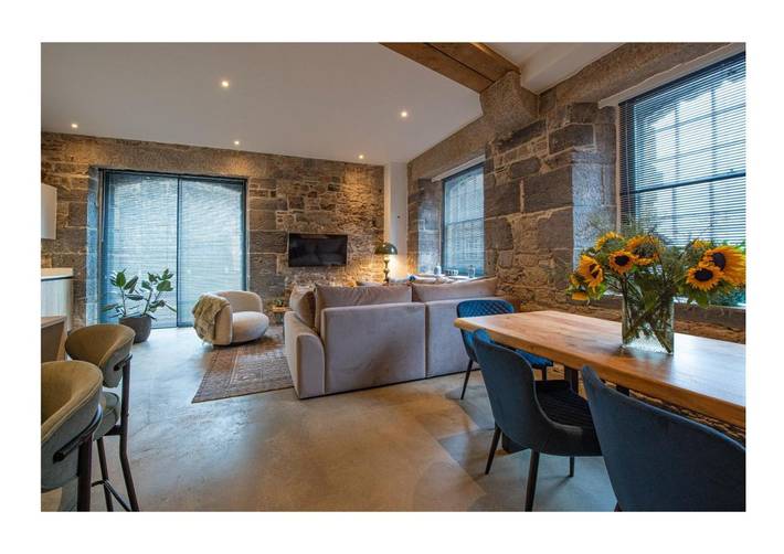 Bed and breakfast for 8 people, with sauna and garden in Plymouth