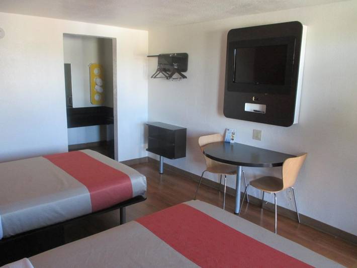 Apartamento entero, 2 camas matrimoniales | Nsmk, Microfridge in Round Rock, Texas