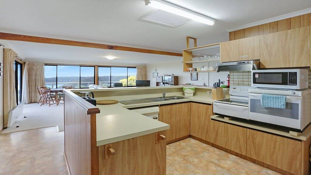 Sullivan ist auf Kanangra in Pambula Beach, New South Wales