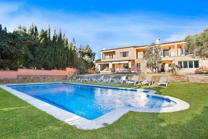 Villa pour 8 personnes, avec Jardin dans Calella de Palafrugell
