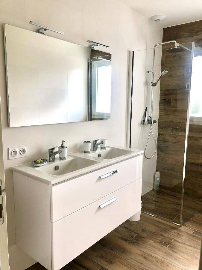 Villa pour 6 personnes, avec jardin et jacuzzi aux Les Sables-d'Olonne - 3