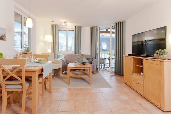 Ferienwohnung für 4 Personen, mit Balkon und Garten