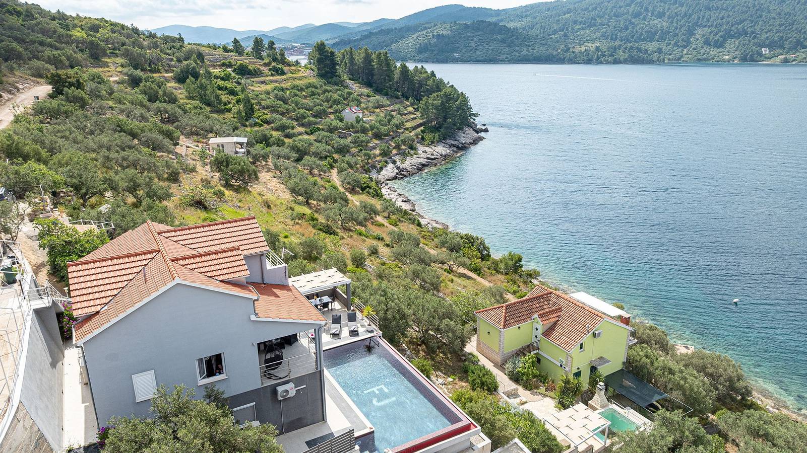 Beautiful and large Villa Franka with private pool and fantastic sea view in Korcula in Vela Luka, Korcula