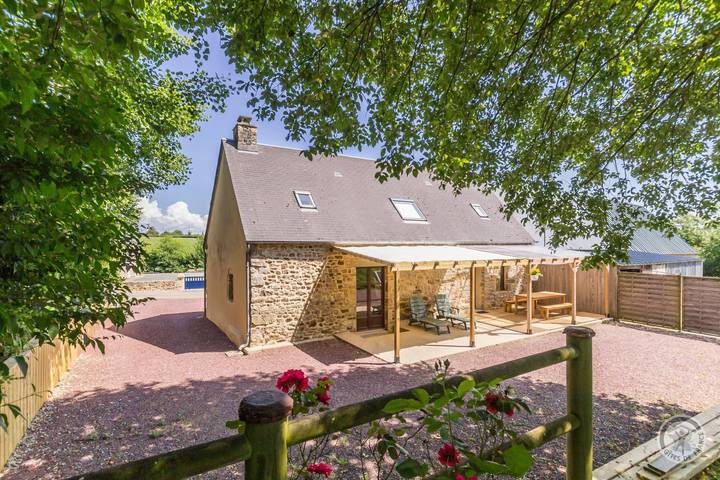 Gîte pour 4 personnes, avec jardin à Fierville-les-Mines - 4