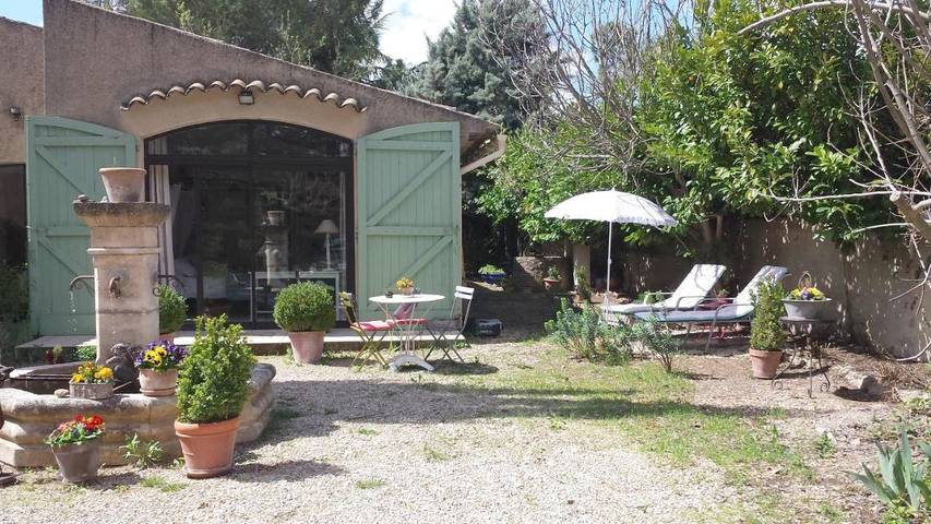 Appartement de vacances pour 2 personnes, avec Terrasse ainsi que Jardin et Piscine