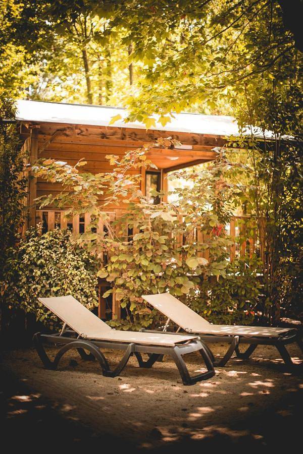 Camping pour 6 personnes, avec Jacuzzi et Terrasse ainsi que Bassin pour enfant et Piscine à Grimaud - 2