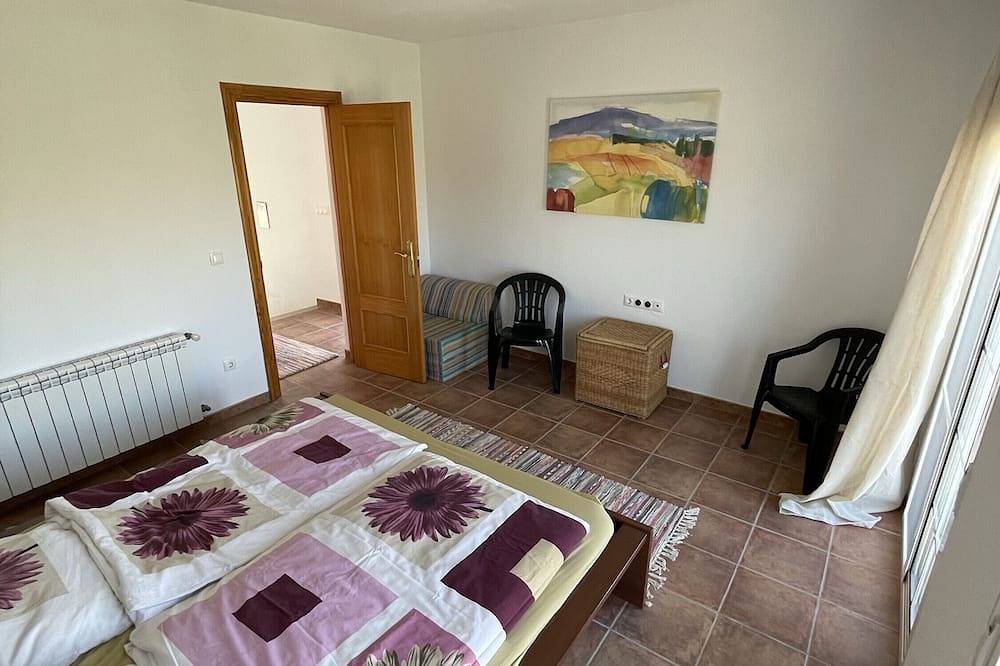 Casa de vacaciones 'Villa Buena Vista' con vistas al mar, piscina privada y terraza privada in San Vicente del Raspeig, Provincia de Alicante