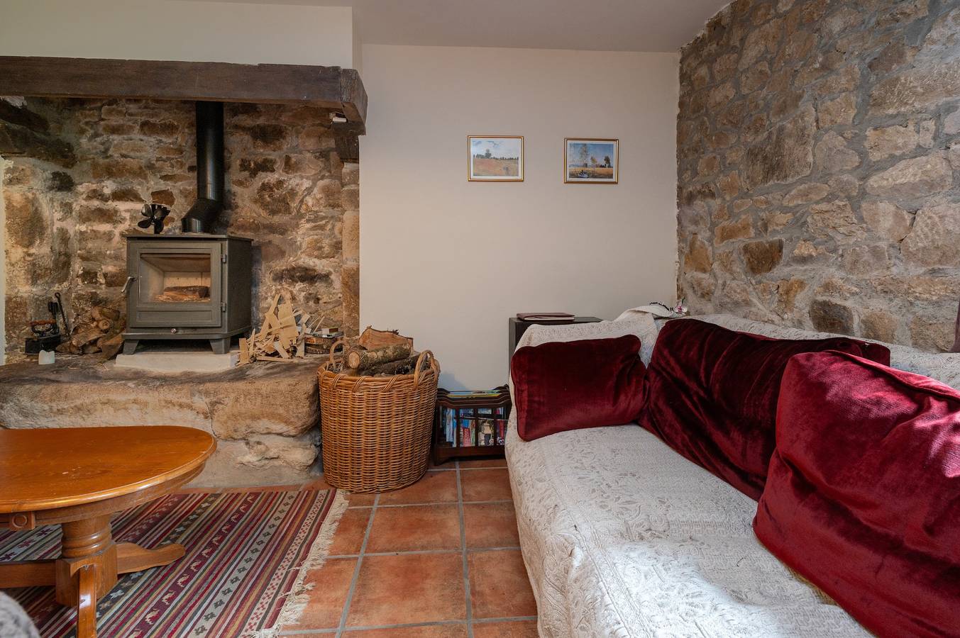 Maison de vacances 'Breton Gildas' avec terrasse partagée, jardin commun et Wi-Fi in Bieuzy, Région de Pontivy