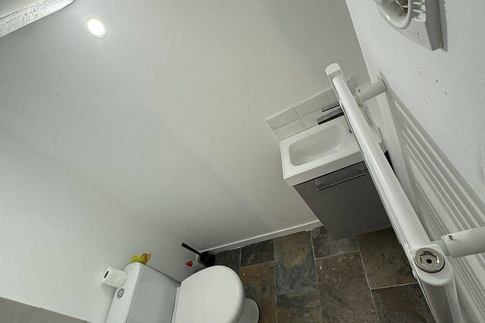 Entire apartment, Love Room Proche de Paris in Choisy-le-Roi, Val-de-Marne