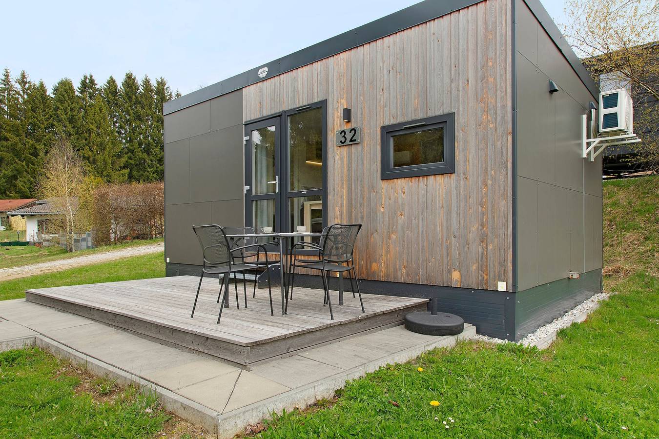 Ganze Ferienwohnung, Tiny Home 'Entspannung und Erholung' mit Bergblick, Wlan und Klimaanlage in Untergriesbach, Passauer Land