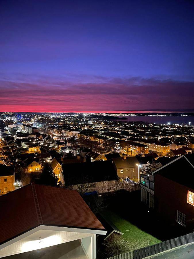Villa für 8 Personen, mit Terrasse und Ausblick sowie Seeblick - 1