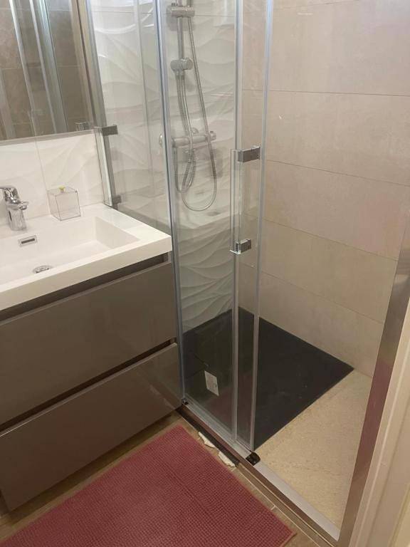 Gîte pour 4 personnes, avec jardin et terrasse dans Port du Cros de cagnes - 2