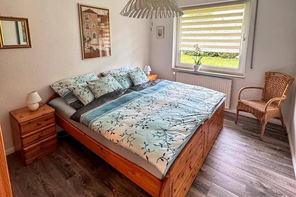Ganze Wohnung, Ferienwohnung Roswitha 120 m² in der Lüneburger Heide, großer Garten/Terrasse in Hademstorf, Aller-Leine-Tal