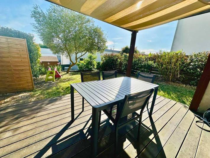 Location de vacances pour 4 personnes, avec jardin, animaux acceptés à Artigues-près-Bordeaux