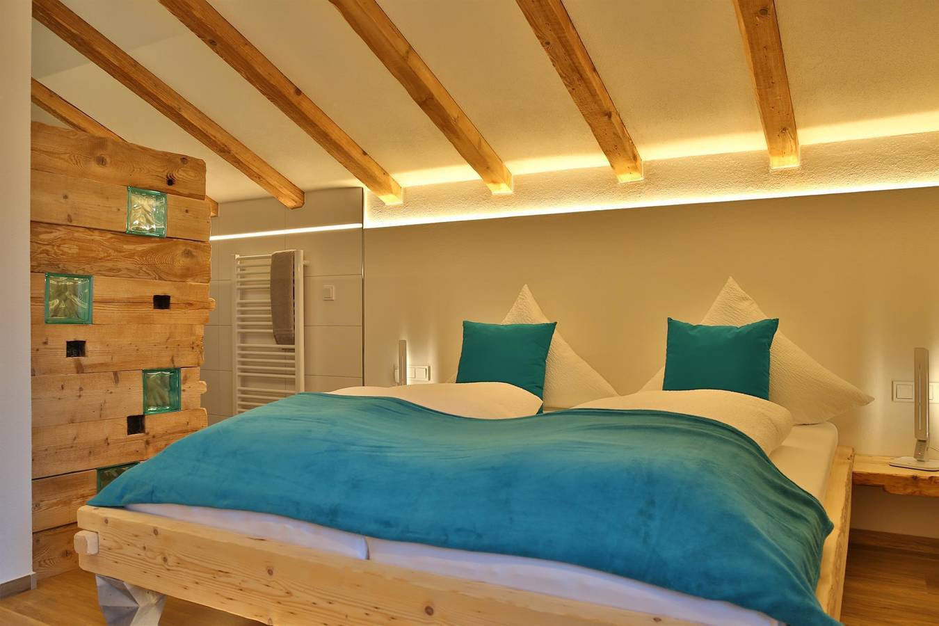 Ganze Ferienwohnung, Wohnung Nr. 1 "Adlernest" in Mittelberg, Kleinwalsertal