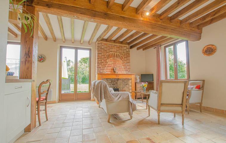 Gîte pour 4 personnes, avec jardin à Géraudot - 3
