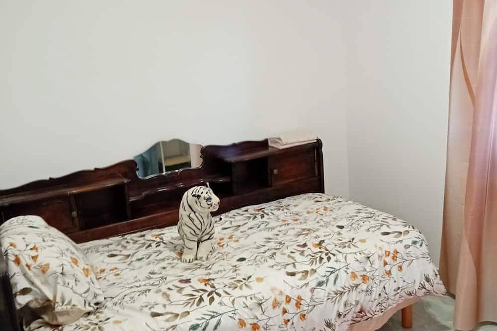 Maison 5 personnes à 5 minutes du Pal in Thiel-sur-Acolin, Allier