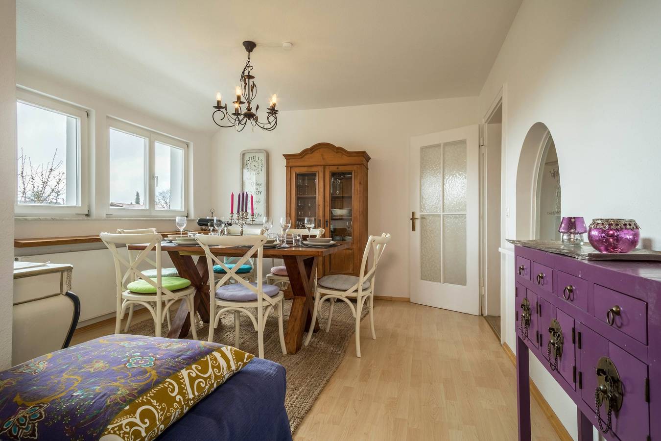 Ganze Wohnung, Gemütliche Ferienwohnung im "Haus See- und Säntisblick" mit Wlan in Friedrichshafen, Region Bodensee-Oberschwaben