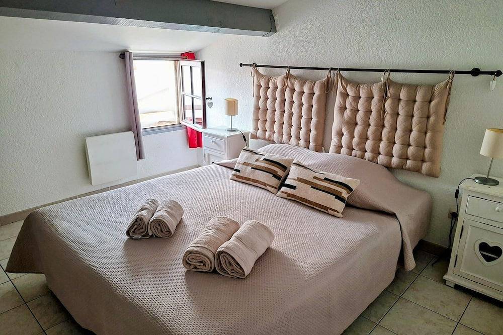 Geheel appartement, 50 m² appartement met airconditioning, privé parkeren & Air Fryer Saintes-Maries in Saintes-Maries-de-la-Mer, Arles en omgeving