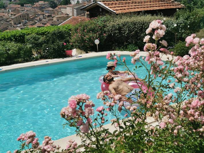 Gîte pour 2 personnes, avec piscine et jardin dans Rhône - 4