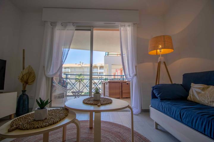 Ferienwohnung für 2 Personen, mit Terrasse, kinderfreundlich in Frejus - 4