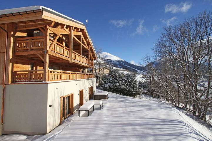 Casa rural para 12 personas, con jacuzzi además de balcón y sauna - 1