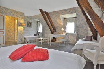 Château pour 4 personnes, avec sauna ainsi que jardin et piscine en Nouvelle-Aquitaine