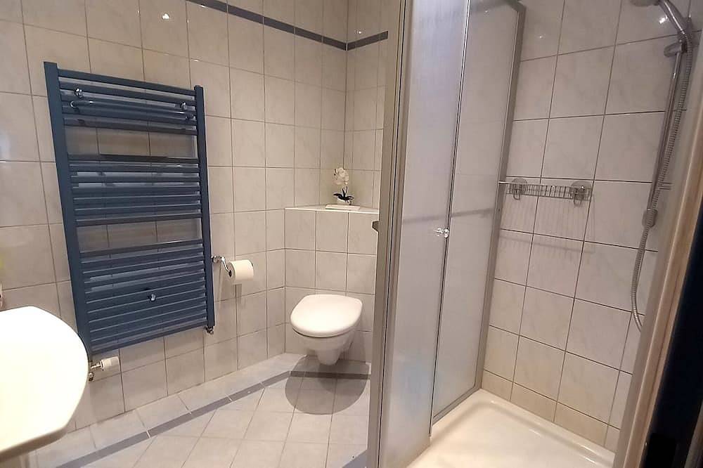 Ganze Wohnung, Nur für Firmen!\ngemütliche Monteurwohnung nähe Gießen mit eigenem Eingang. in Reiskirchen, Lahntal