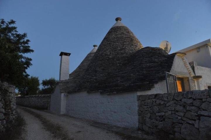 Gîte pour 3 personnes, avec Balcon et Terrasse ainsi que Jacuzzi et Jardin